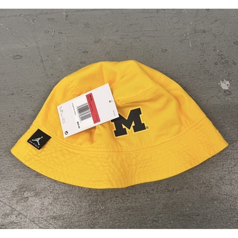 NEW Air Jordan Michigan Wolverines Yellow And Maize Jumpman‎ Logo Size Large